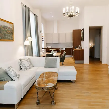 شقة Center View *